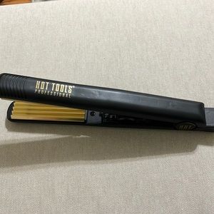 Hot Tools Professional Black and Gold Hair Straightener